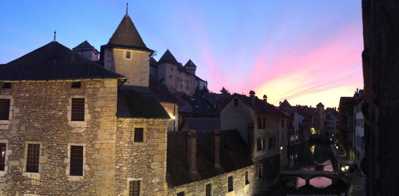 L'Appart' Du 10 - T3 4 Downtown Annecy With Canal View ภายนอก รูปภาพ